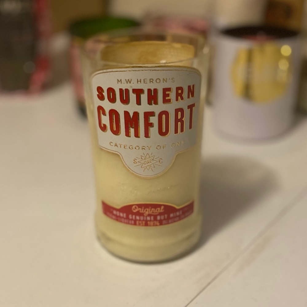 Southern Comfort candle